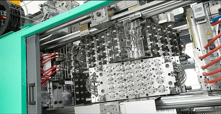 Mold Development Companies: Technological Innovation and Trends in the Plastic Mold Industry